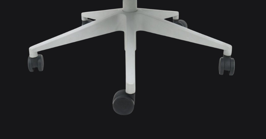 Ciche kółka PU i stabilna podstawa fotela BIONIC AIR FR